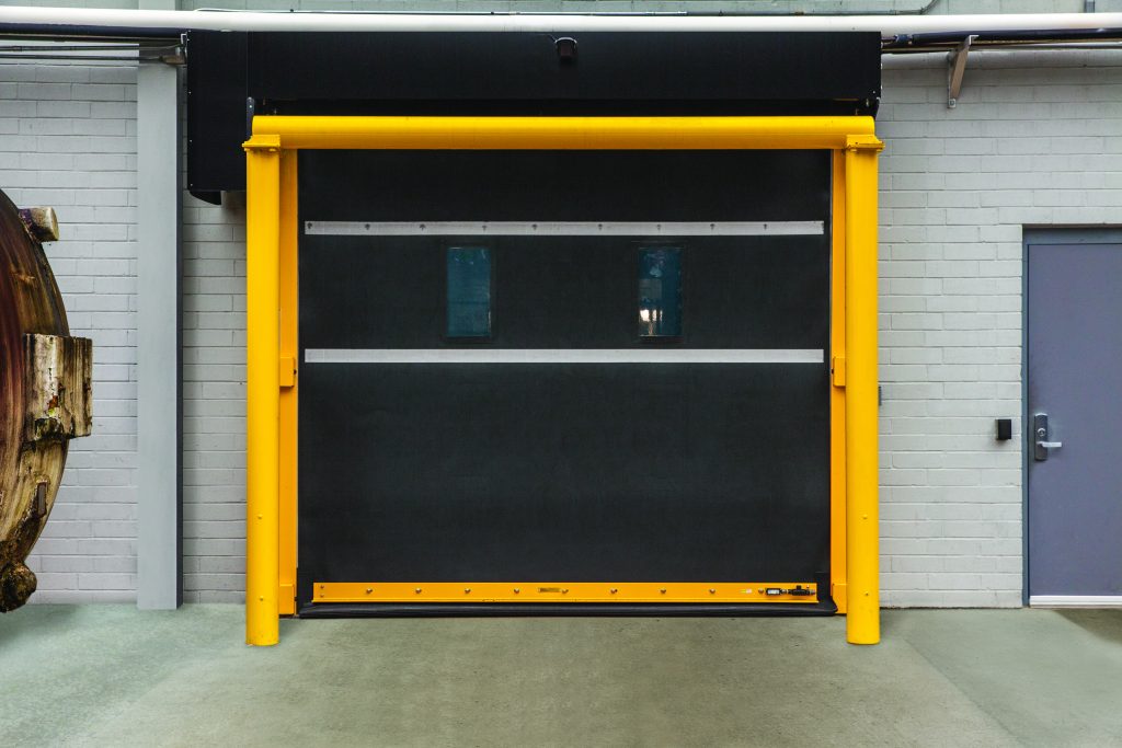 Roll-up overhead door